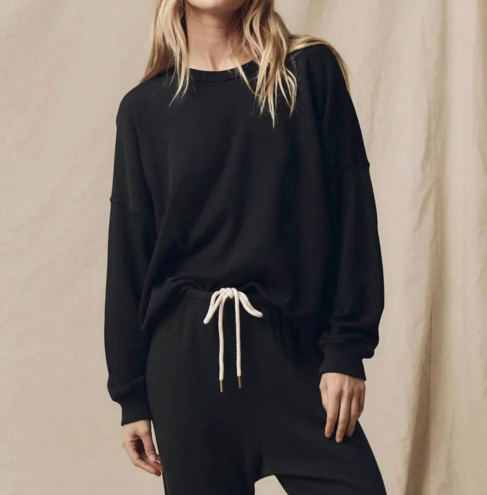 NEW THE GREAT. the teammate sweatshirt in black